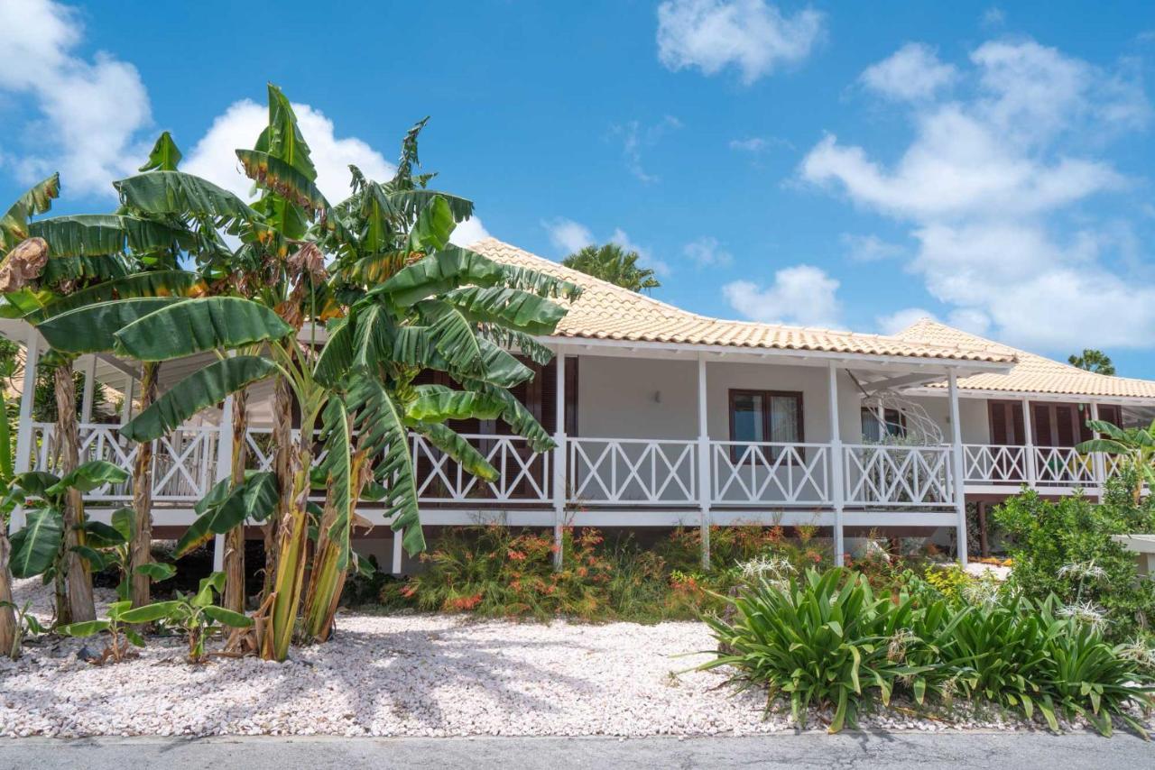 Papagayo Beach Resort (Adults Only) Willemstad Exterior photo
