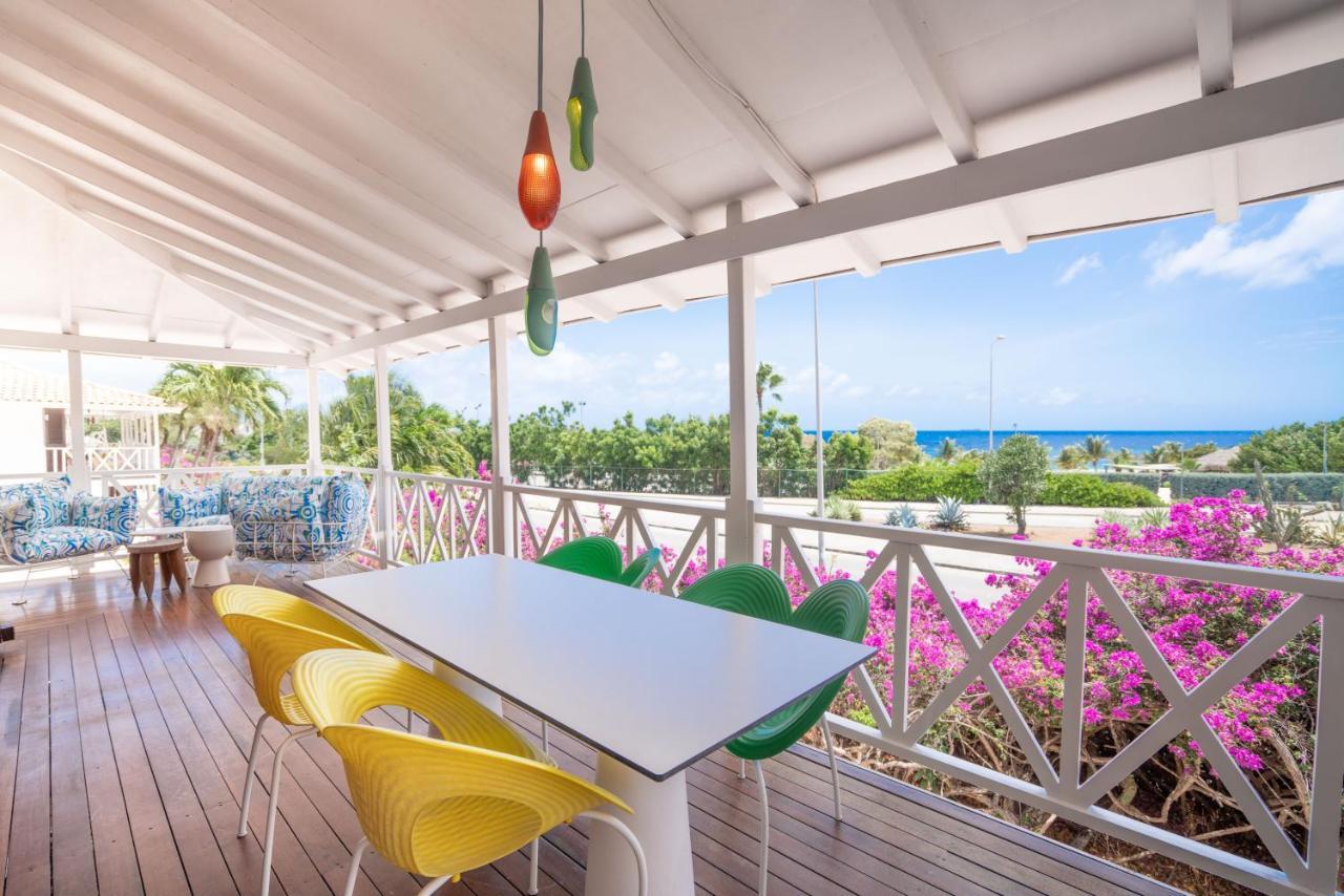 Papagayo Beach Resort (Adults Only) Willemstad Exterior photo
