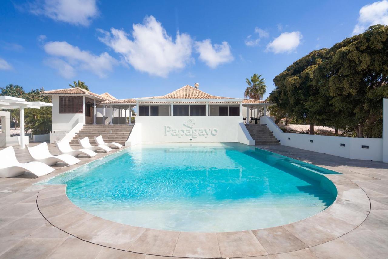 Papagayo Beach Resort (Adults Only) Willemstad Exterior photo