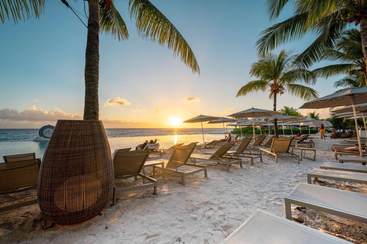 Papagayo Beach Resort (Adults Only) Willemstad Exterior photo