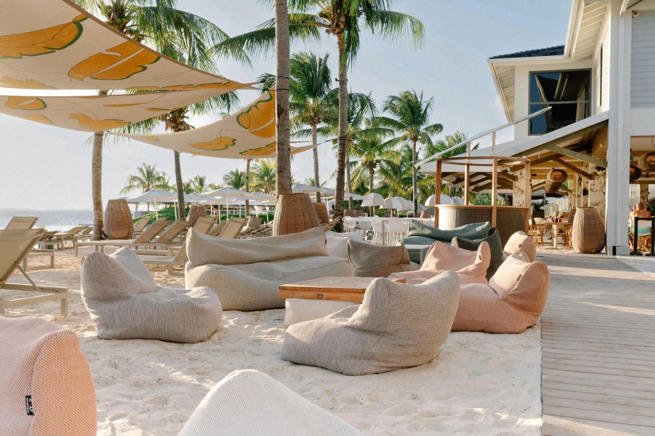 Papagayo Beach Resort (Adults Only) Willemstad Exterior photo