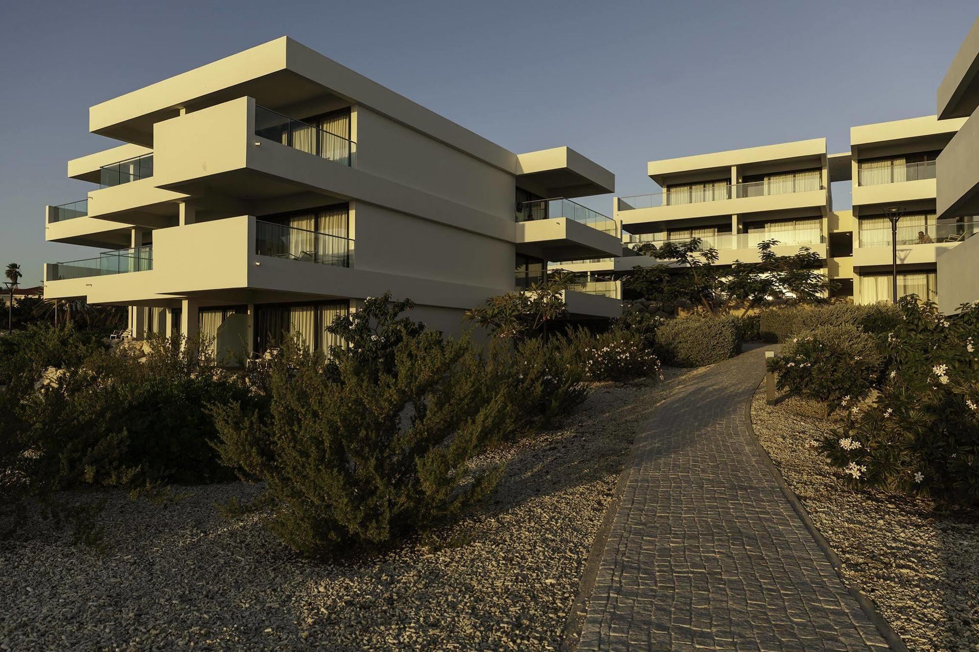 Papagayo Beach Resort (Adults Only) Willemstad Exterior photo