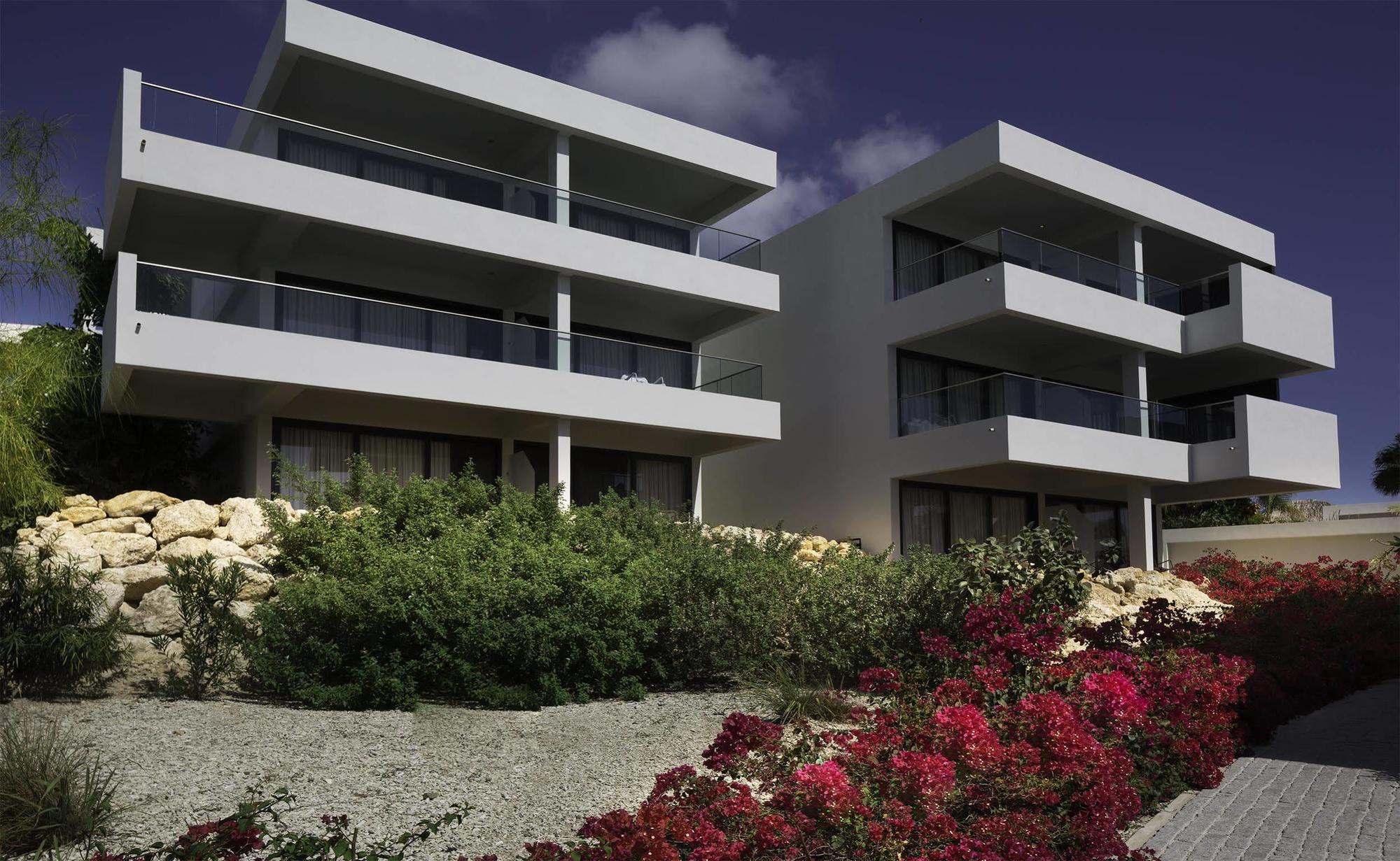 Papagayo Beach Resort (Adults Only) Willemstad Exterior photo