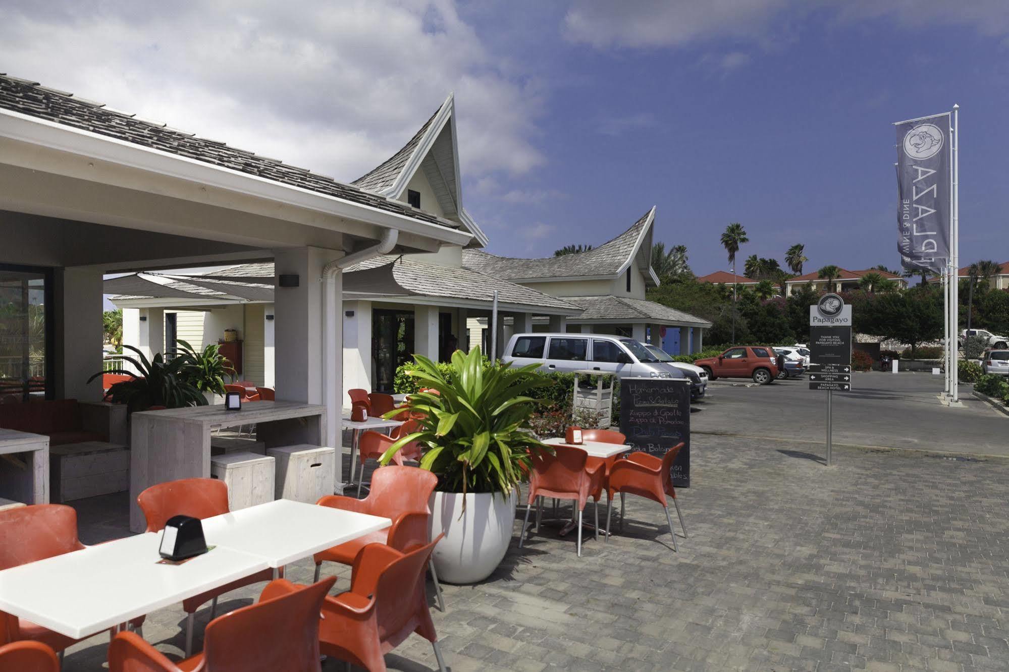 Papagayo Beach Resort (Adults Only) Willemstad Exterior photo