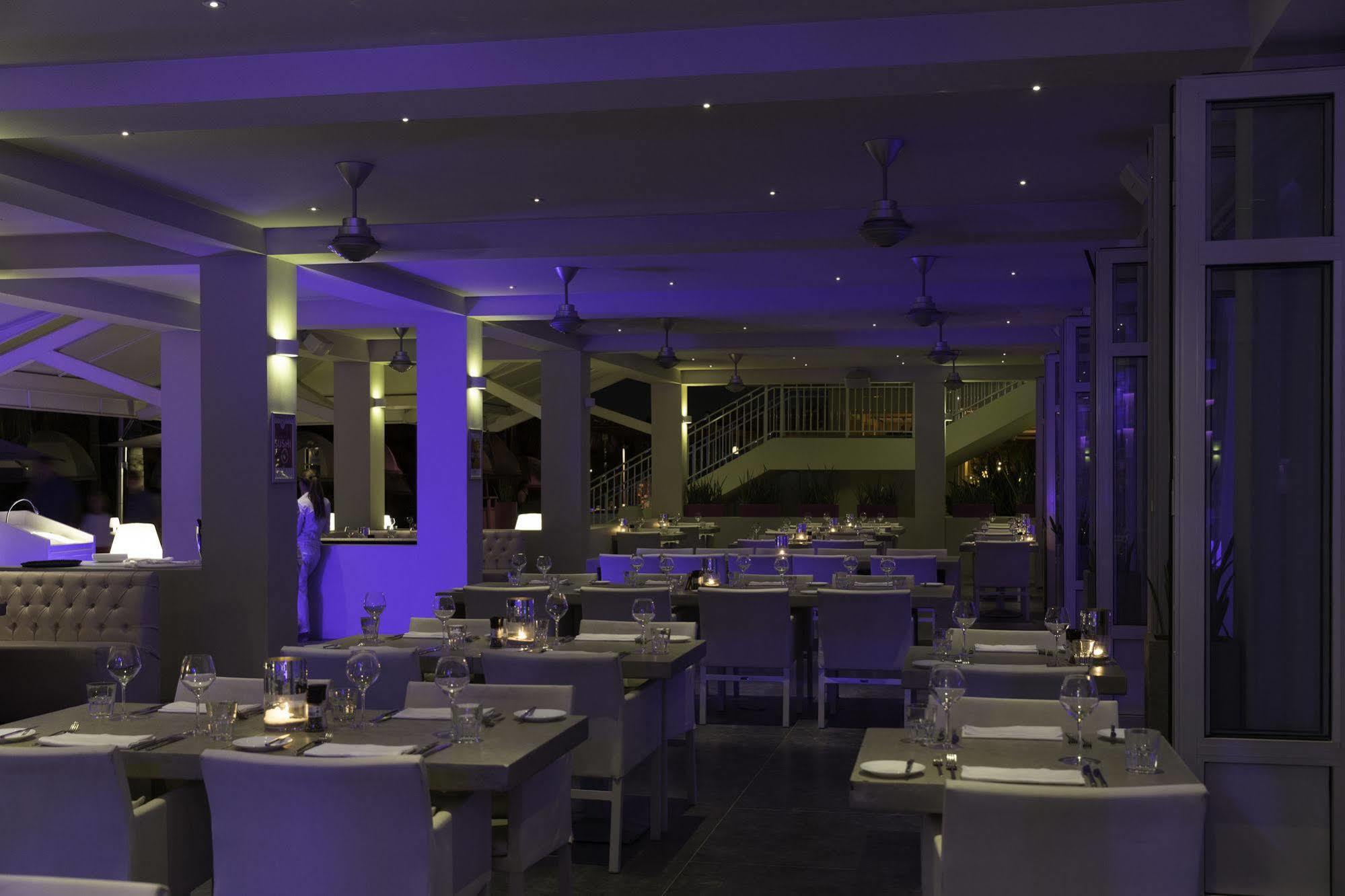 Papagayo Beach Resort (Adults Only) Willemstad Exterior photo